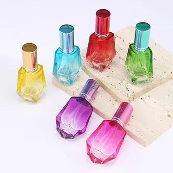 Парфюм от наклон цветно стъкло, Квадратен Празна бутилка за проба спрей, 10 мл за многократна употреба спрей, Преносим козметични контейнер за пътуване