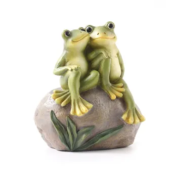Декор за влюбени жаби Градински жаби Статуи отношение Романтична статуетка на животното от смола лягушачьи неща аксесоари за косене на трева на открито