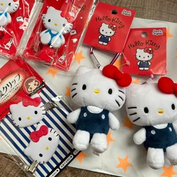 Kawaii Sanrio Аниме Ключодържател Окачване на Hello Kitty Love Buckle Високо цветово качество Модерен Свеж и сладък Коледен подарък